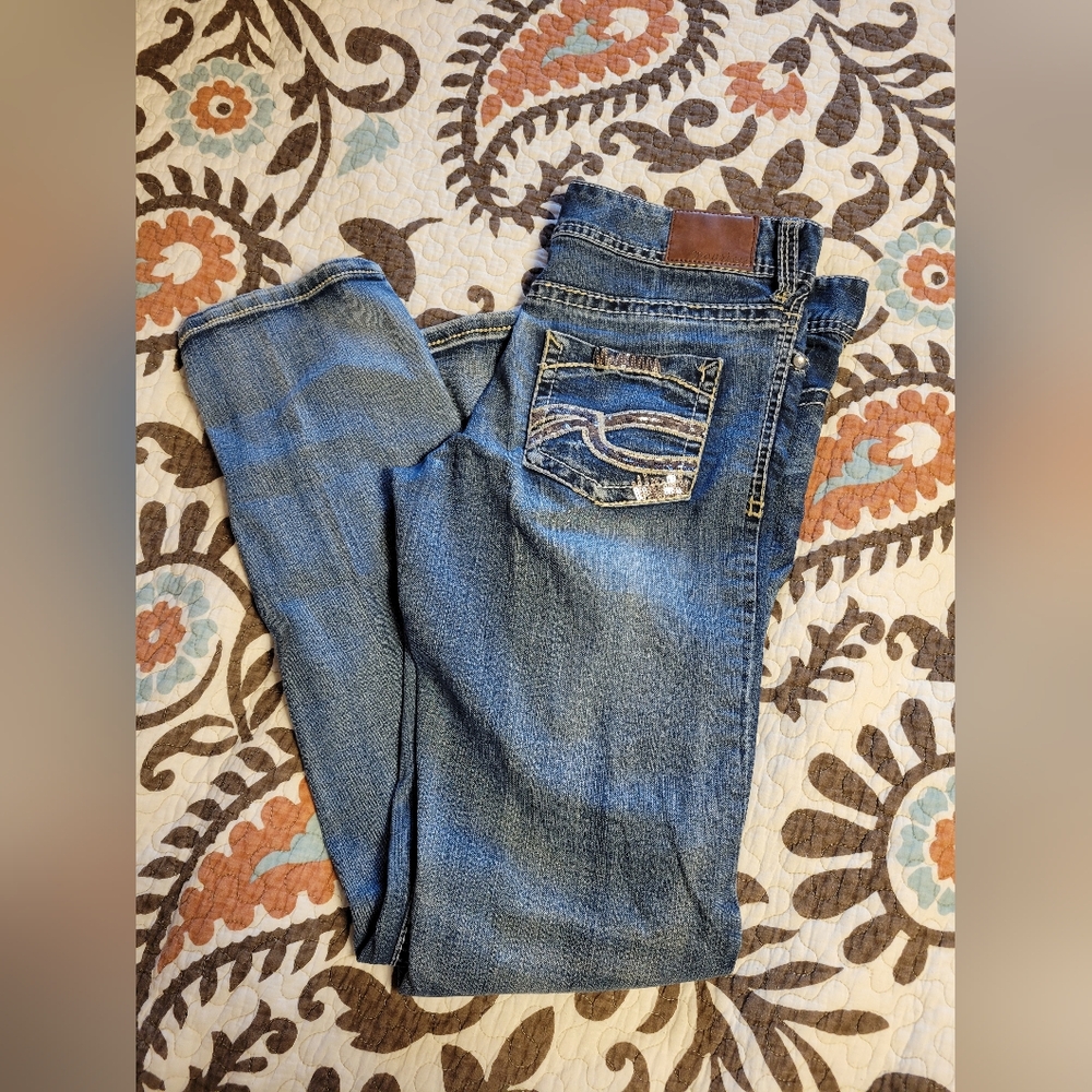 Maurice’s Jeans, stretchy skinny sequin patches‎ womens size Large pocket detail